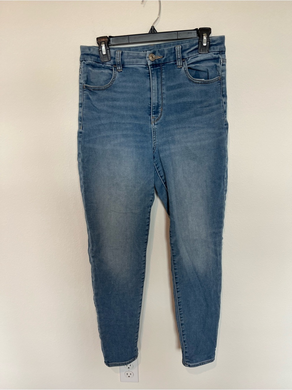 American Eagle Outfitters High-Rise Curvy Blue Women's Jeans